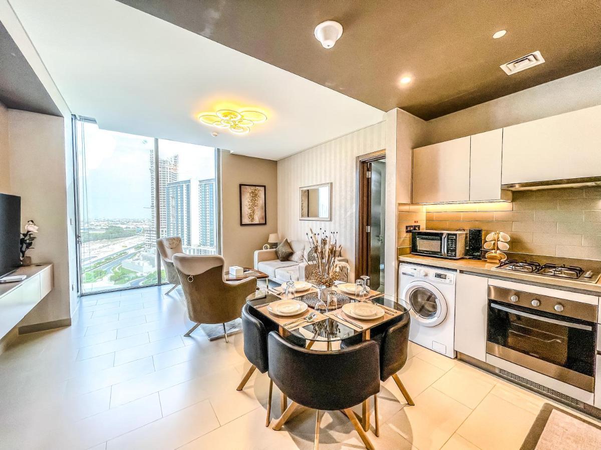 Stay By Latinem Luxury 2Br Holiday Home Cv B1309 Near Burj Khalifa Dubai Exterior foto